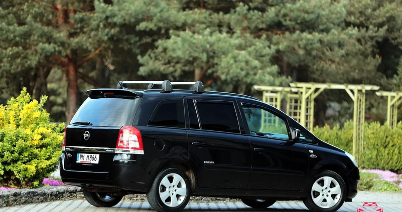 Opel Zafira cena 23999 przebieg: 186000, rok produkcji 2012 z Pińczów małe 704
